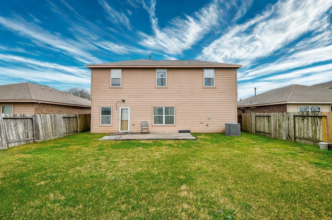 Photo of 858 Driftwood Lane