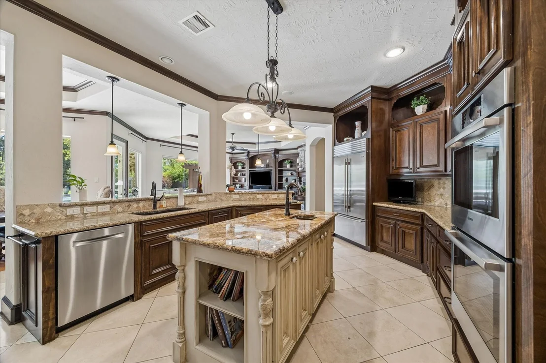 Photo of 7602 Kings River Lane