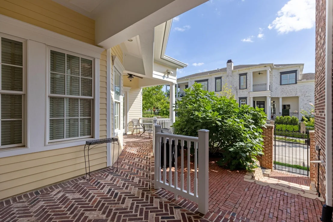 Photo of 60 North Bay Boulevard
