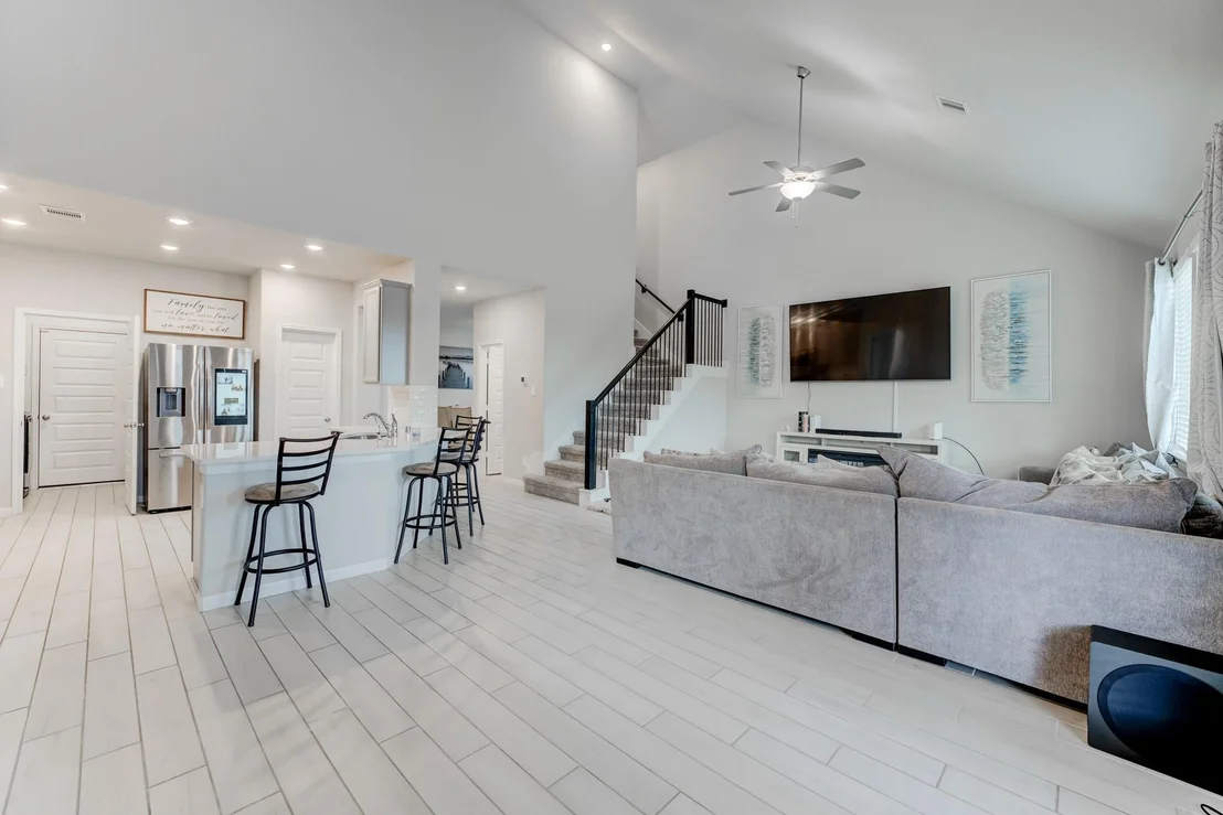 Photo of 10739 Cliffs View Drive