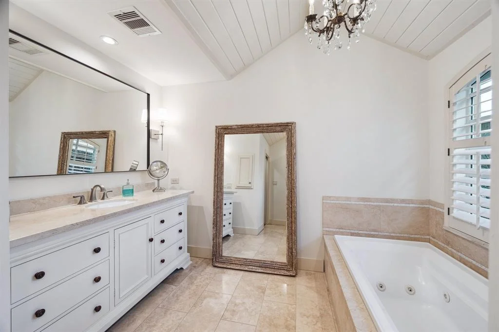 Photo of 426 Wycliffe Drive