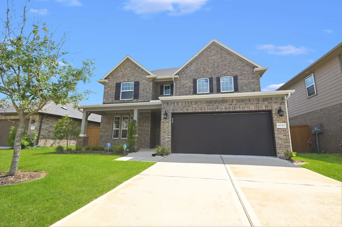 Photo of 10723 Cliffs View Drive