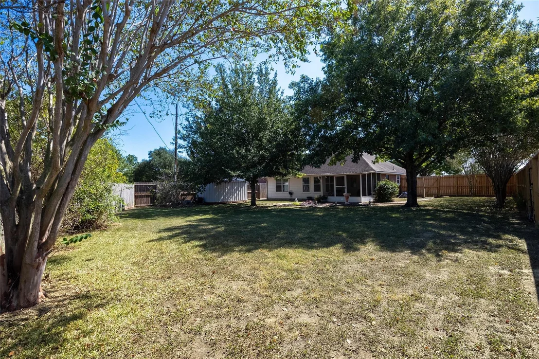 Photo of 20426 Pomegranate Lane
