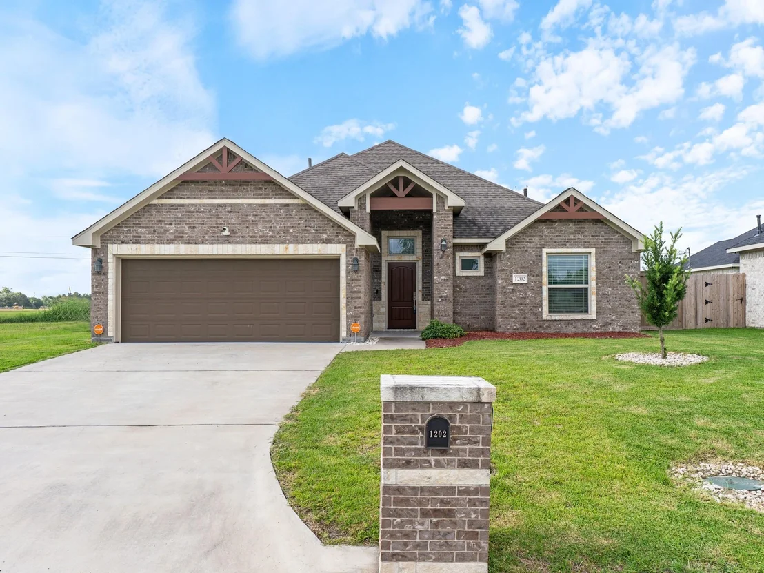 Photo of 1202 Sailfish Drive