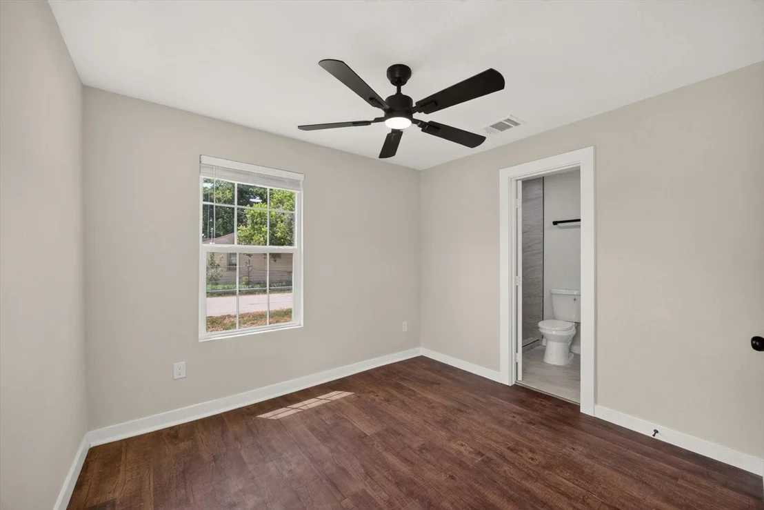 Photo of 500 Shirley Street