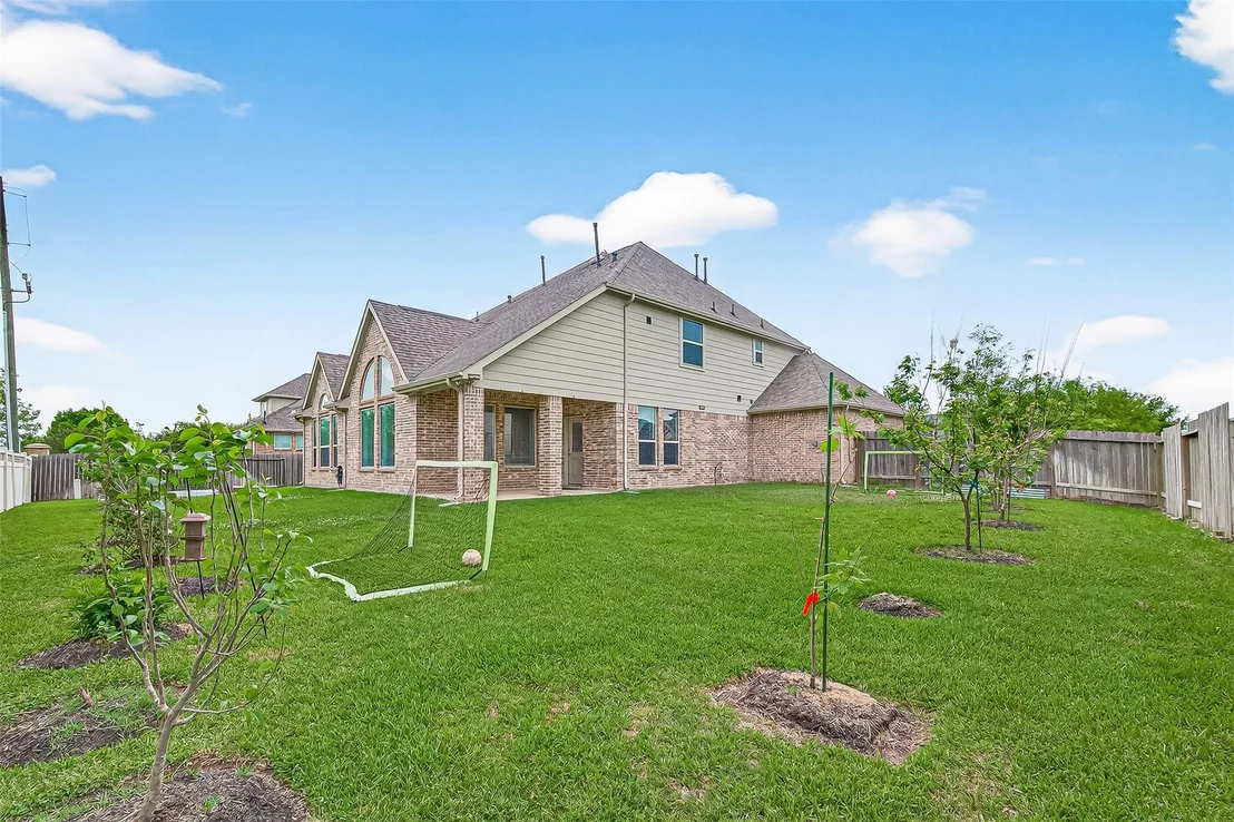 Photo of 95 Rivercove Lane