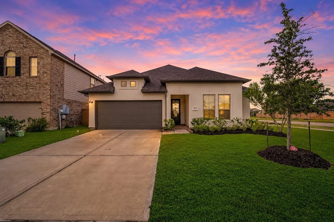 Photo of 2502 Ocean Key Drive