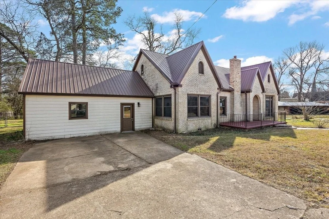 Photo of 370 Austin Street