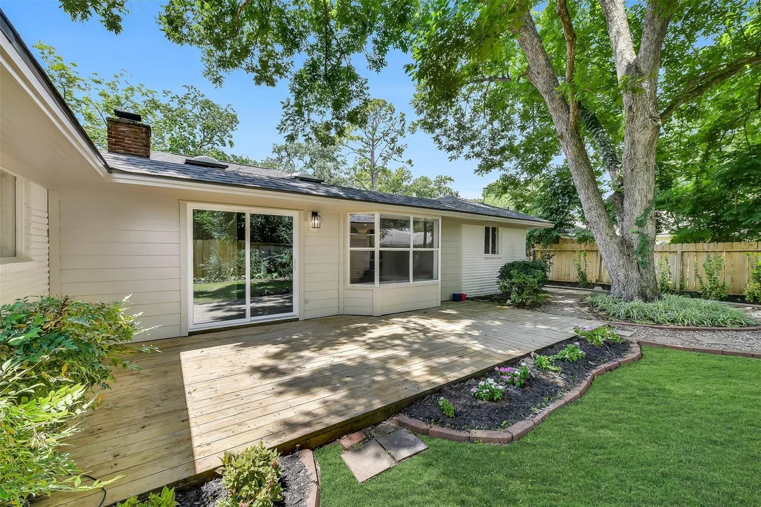 Photo of 1617 Wavecrest Lane