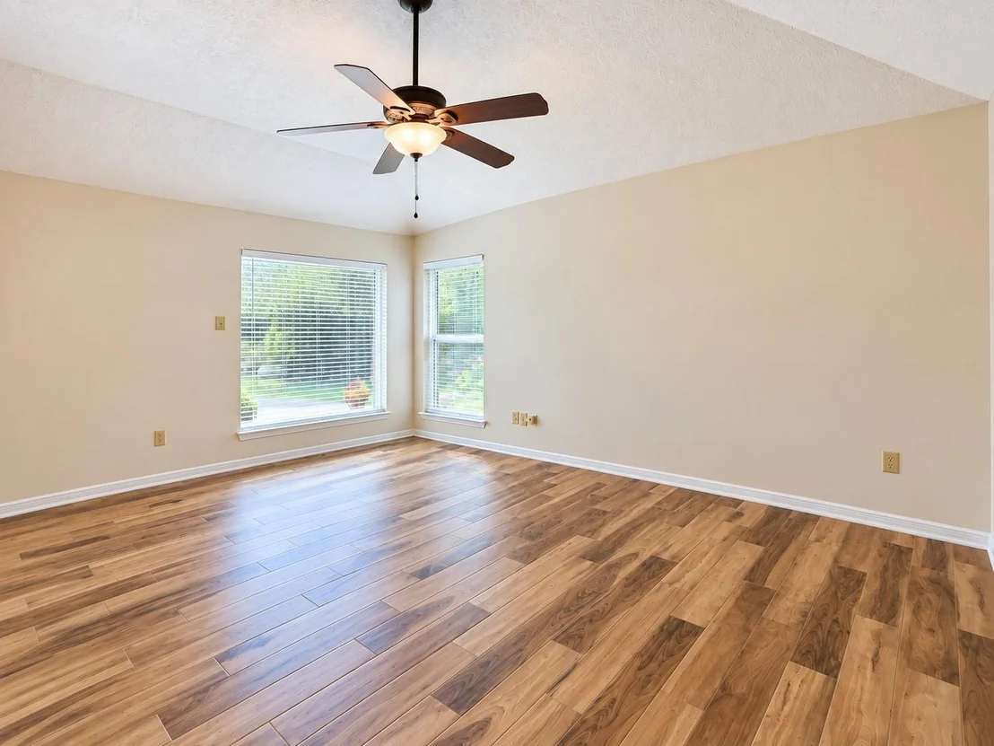 Photo of 15823 Oak Mountain Drive
