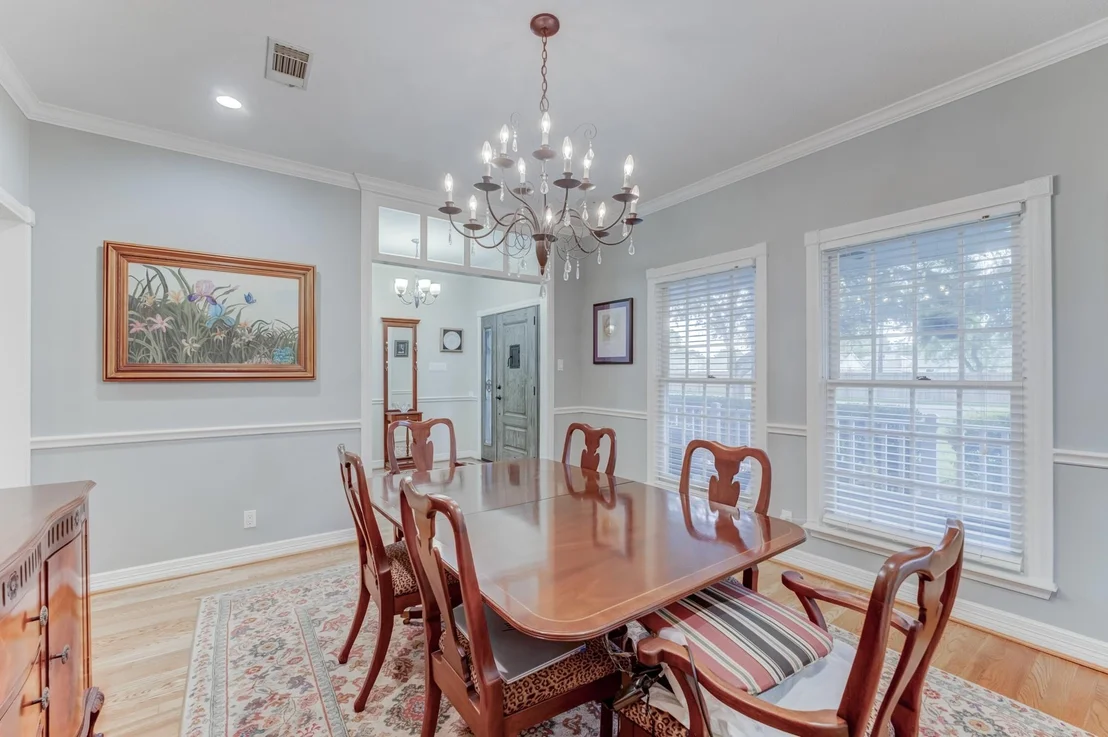 Photo of 2827 Griffin Lane