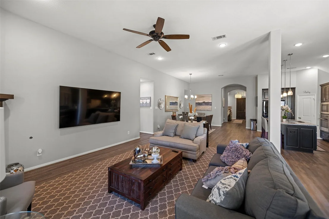 Photo of 710 Suncatcher Circle