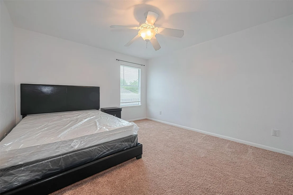 Photo of 25811 Chapman Falls Drive