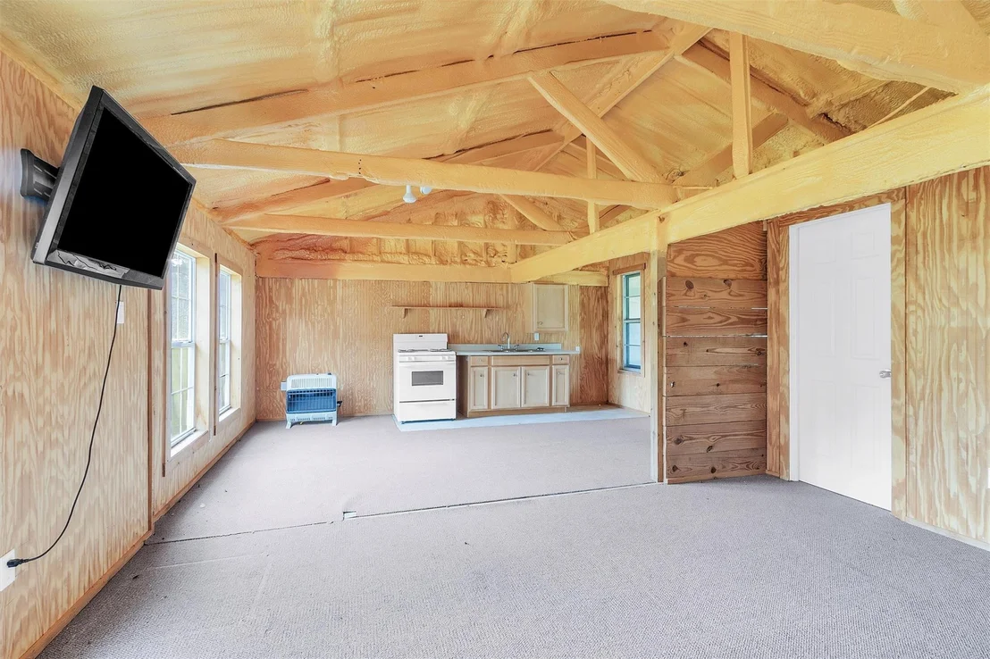 Photo of 13585 Walker Road