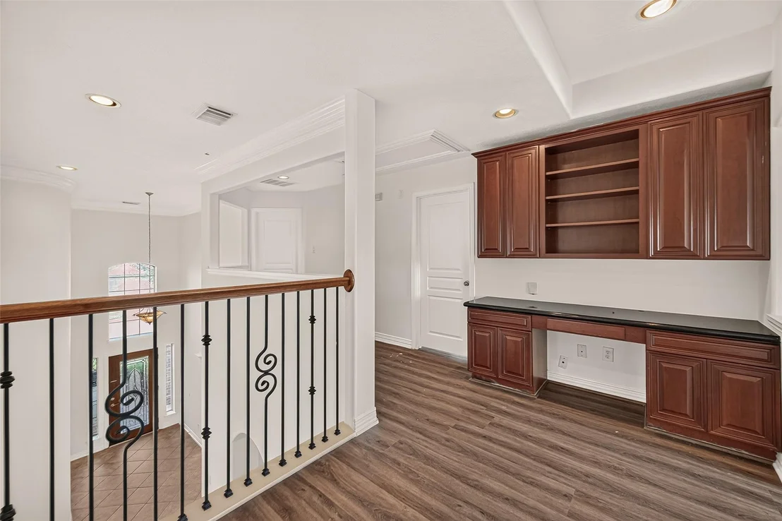 Photo of 18103 Blues Point Drive