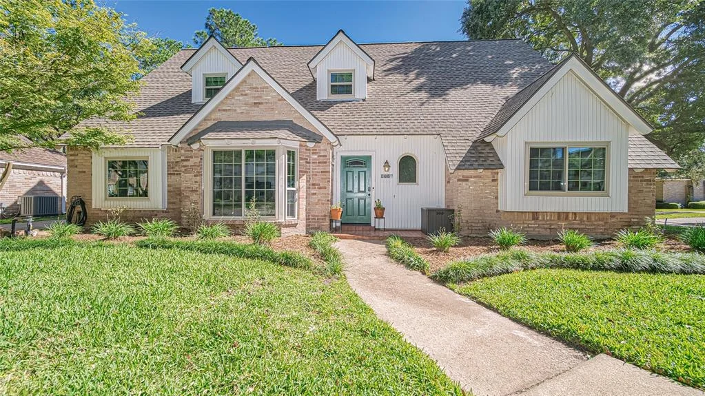 Photo of 1502 Carters Grove Lane