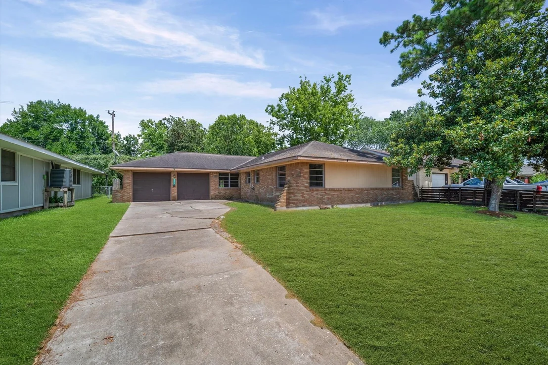 Photo of 9011 Sandpiper Drive