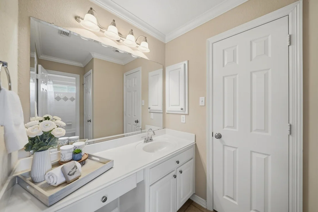 Photo of 2107 Upland Shadows Drive