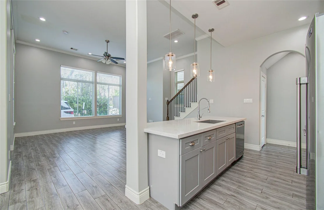 Photo of 8903 Spring Knoll Forest Drive