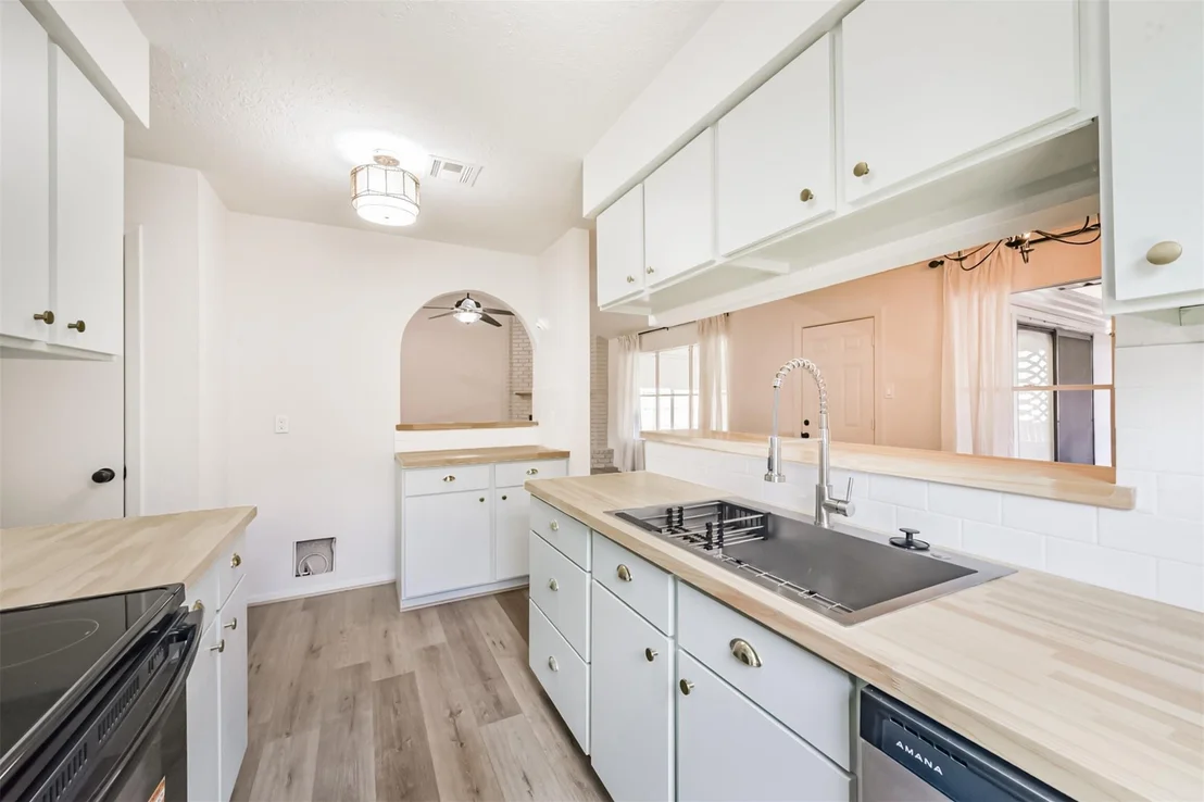 Photo of 9910 Rustic Rock Road