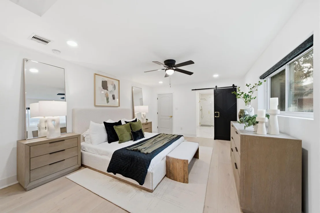 Photo of 10714 Cranbrook Road