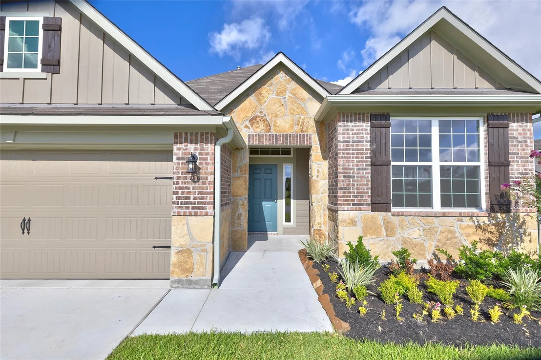 Photo of 1453 Lake Ridge Drive
