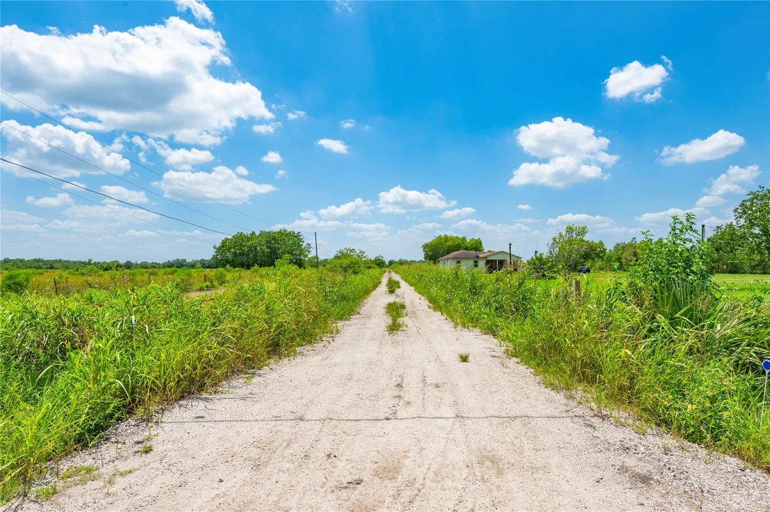 Photo of 800 Private Road 60406
