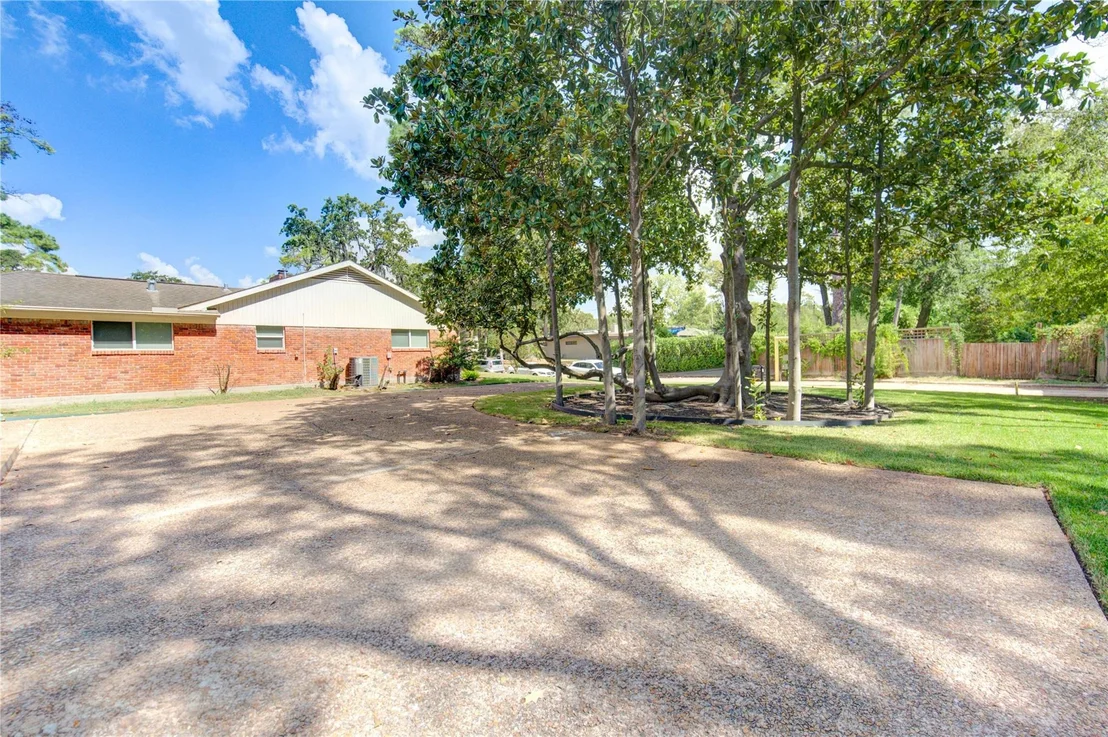 Photo of 303 Isolde Drive
