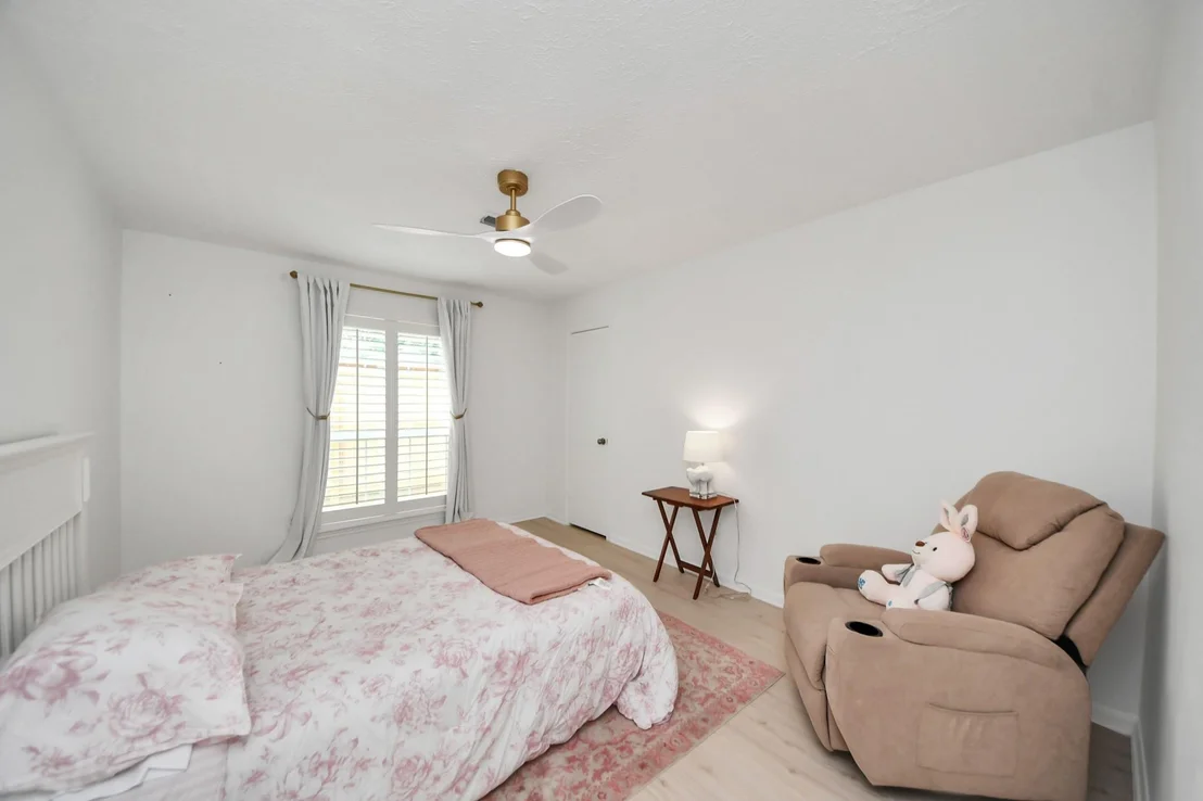 Photo of 11906 Pebble Rock Drive