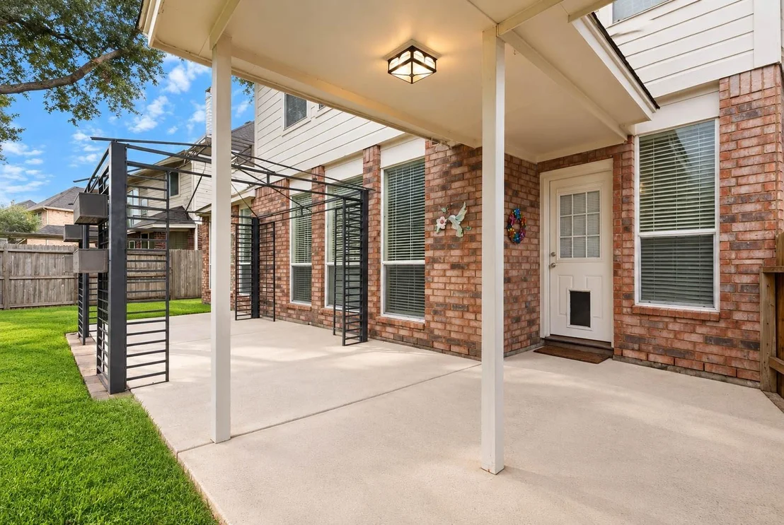 Photo of 2618 Pinebend Drive