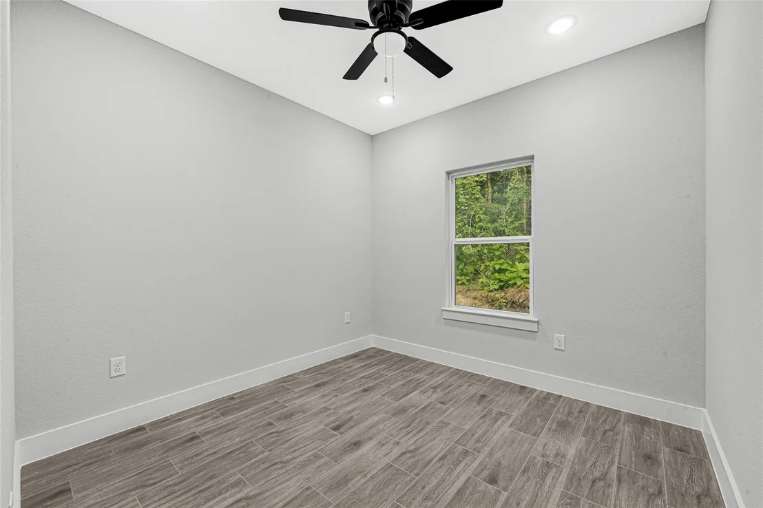 Photo of 16939 Balmoral