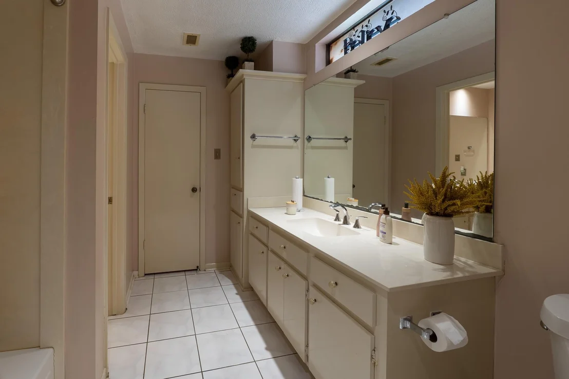 Photo of 7926 Quail Meadow Drive