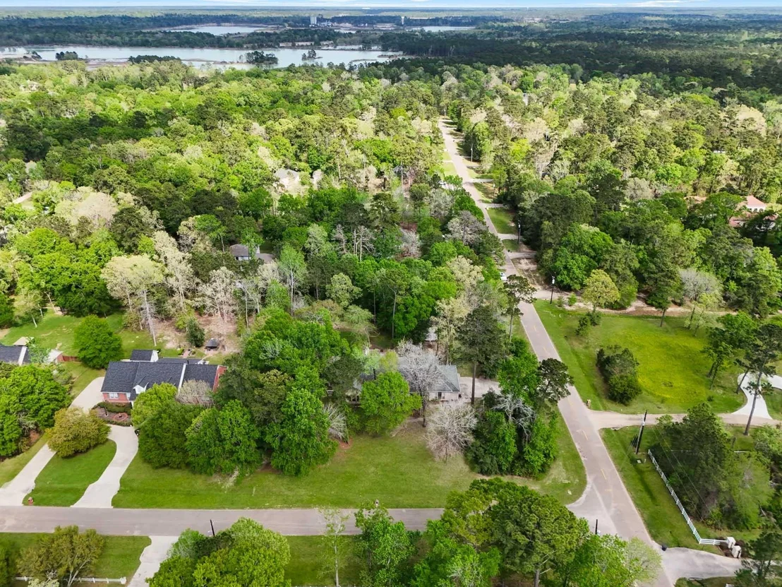 Photo of 11995 White Oak Crossing