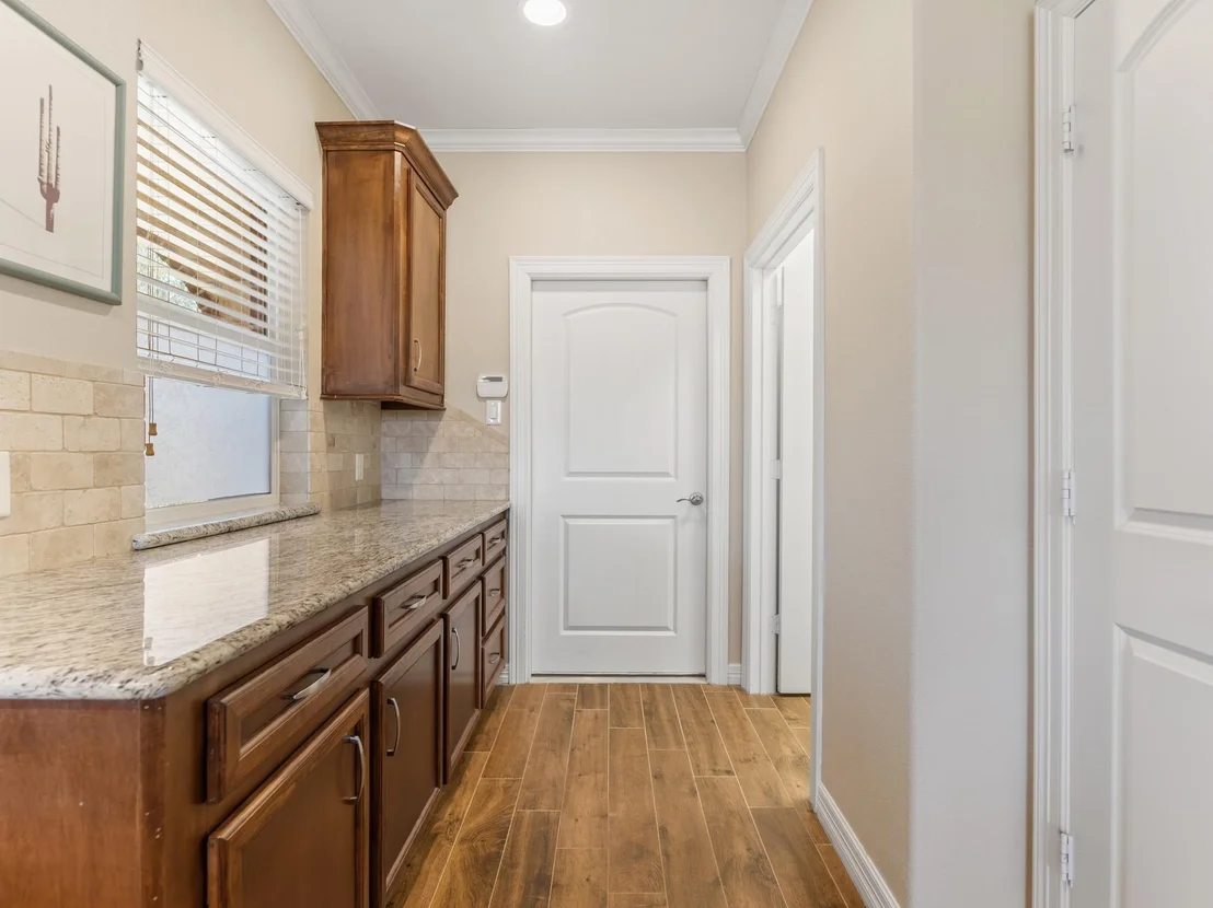 Photo of 9723 Highland Pointe Drive