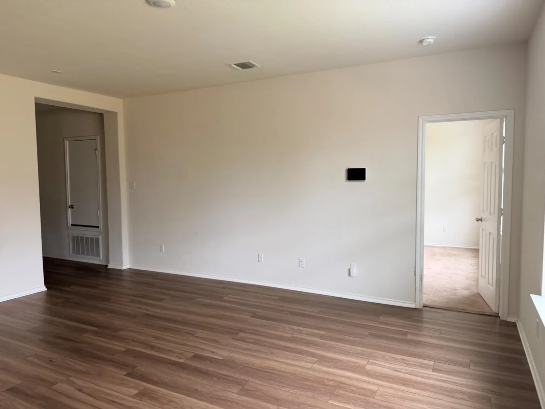 Photo of 1829 T H Johnson Drive