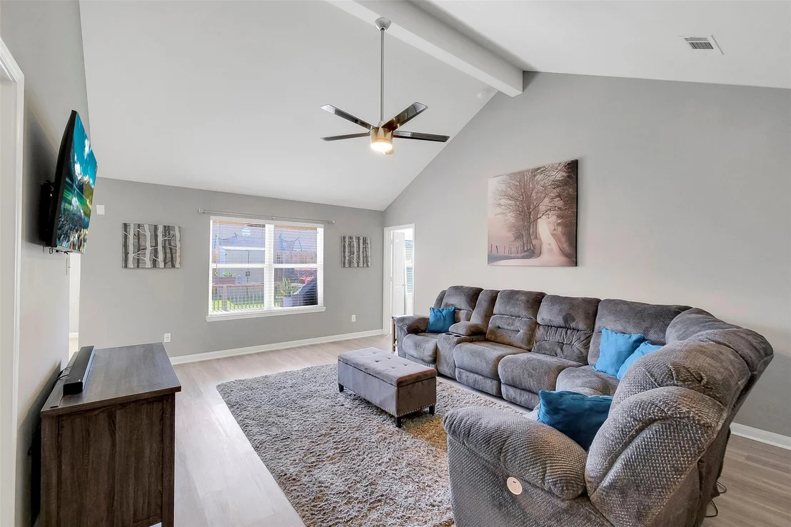 Photo of 9415 Gold Mountain Drive