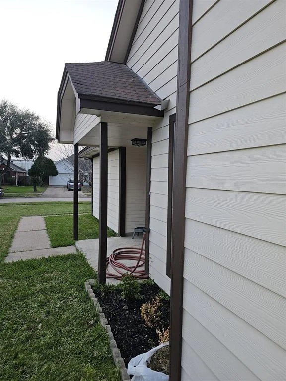 Photo of 6518 Pleasant Stream Drive