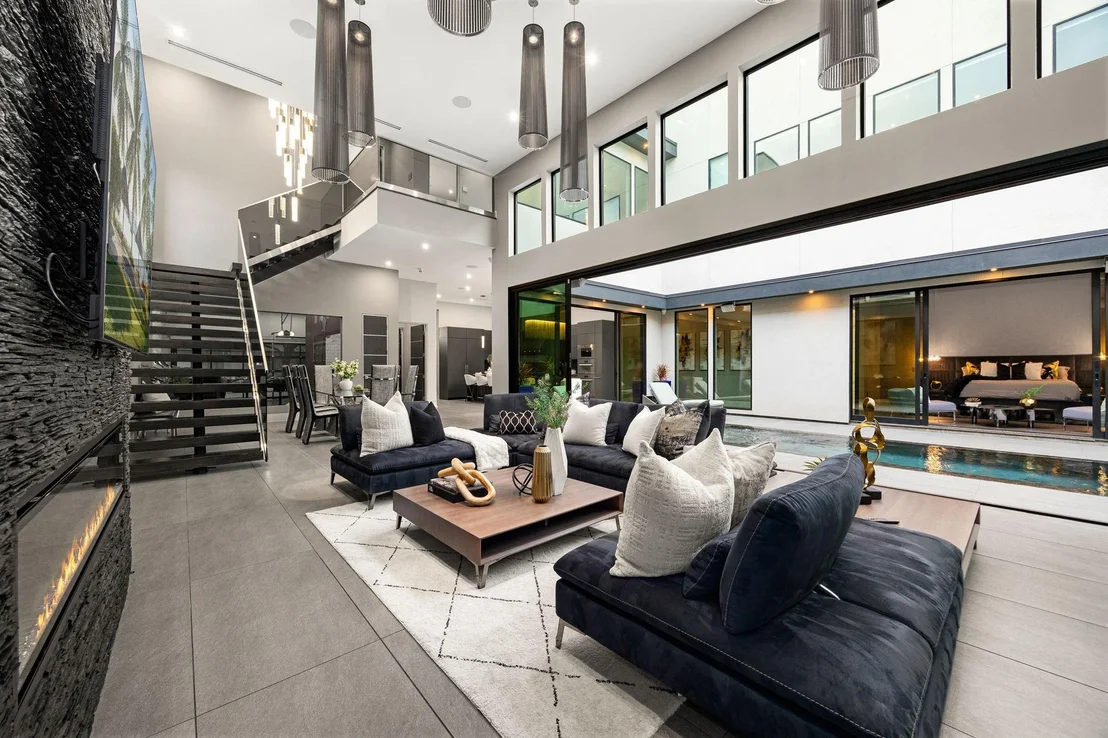 Photo of 2302 Suffolk Drive