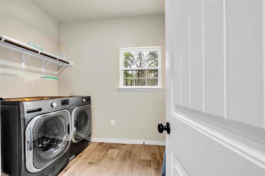 Photo of 10040 Shepard Hill Road