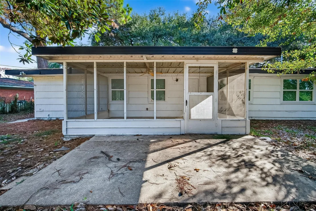 Photo of 105 Longridge Drive