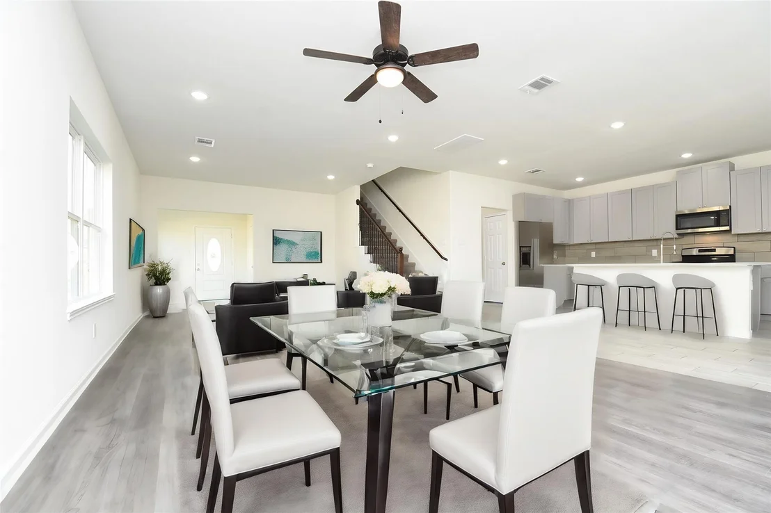 Photo of 2811 Topiary Lane