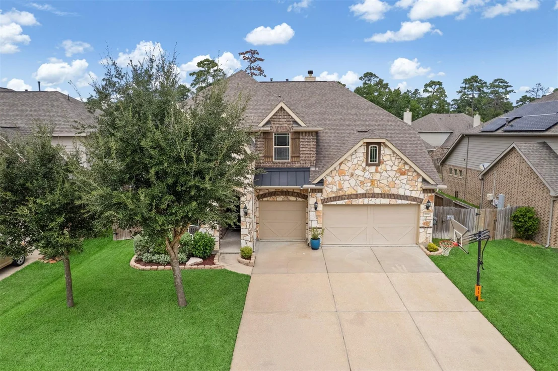 Photo of 9030 Lacombe Lane