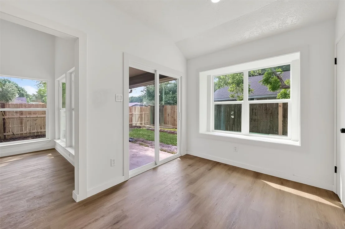 Photo of 2903 Silent Drive