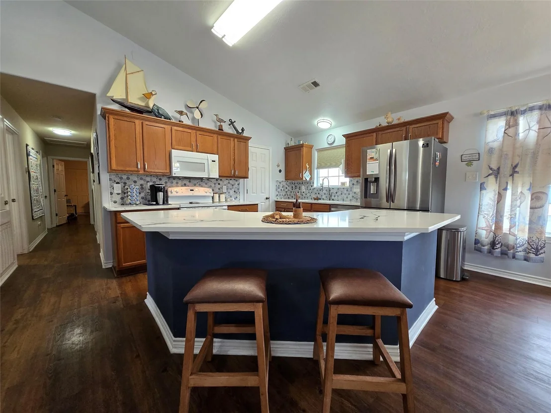 Photo of 16 Peggy Street E