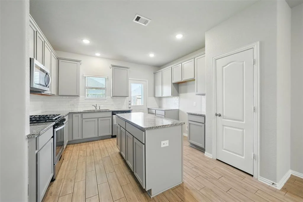 Photo of 31322 Conover Drive