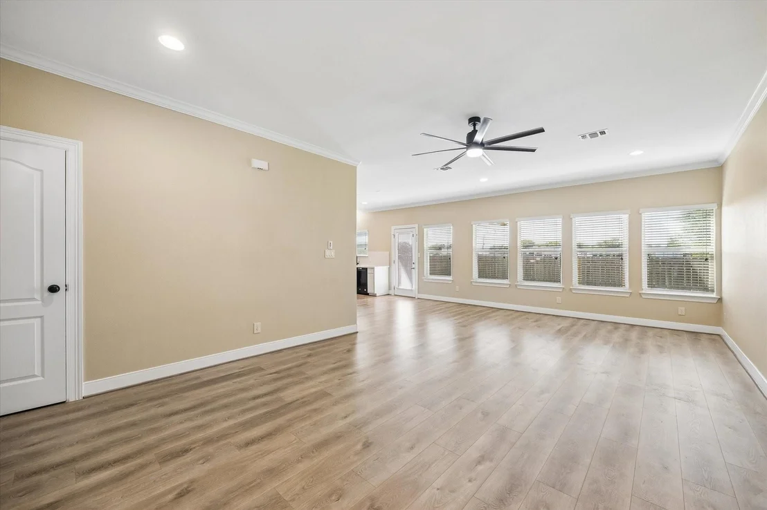 Photo of 1717 Eagle Lake Road