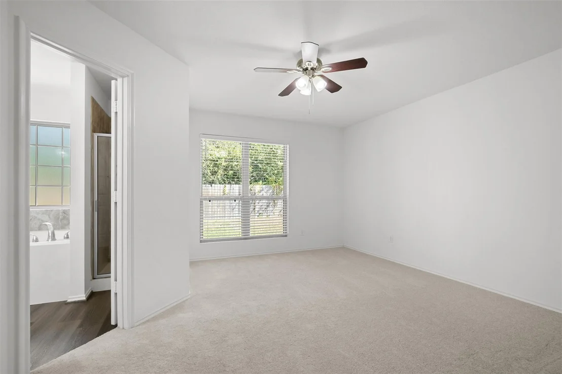 Photo of 706 Heritage Drive