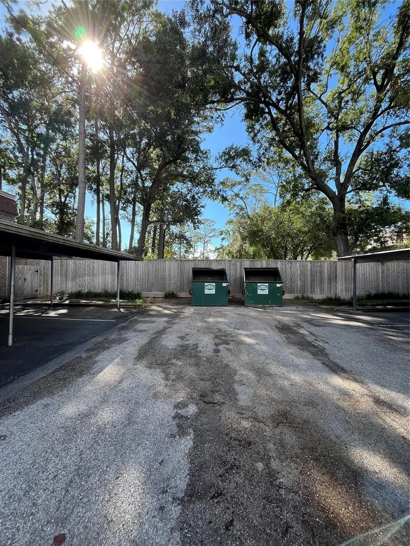 Photo of Unit 85 at 7575 Katy Freeway