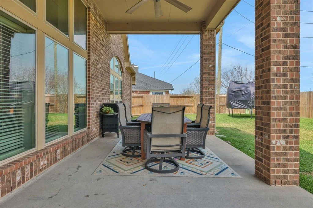 Photo of 7423 Shadow Terrace Lane
