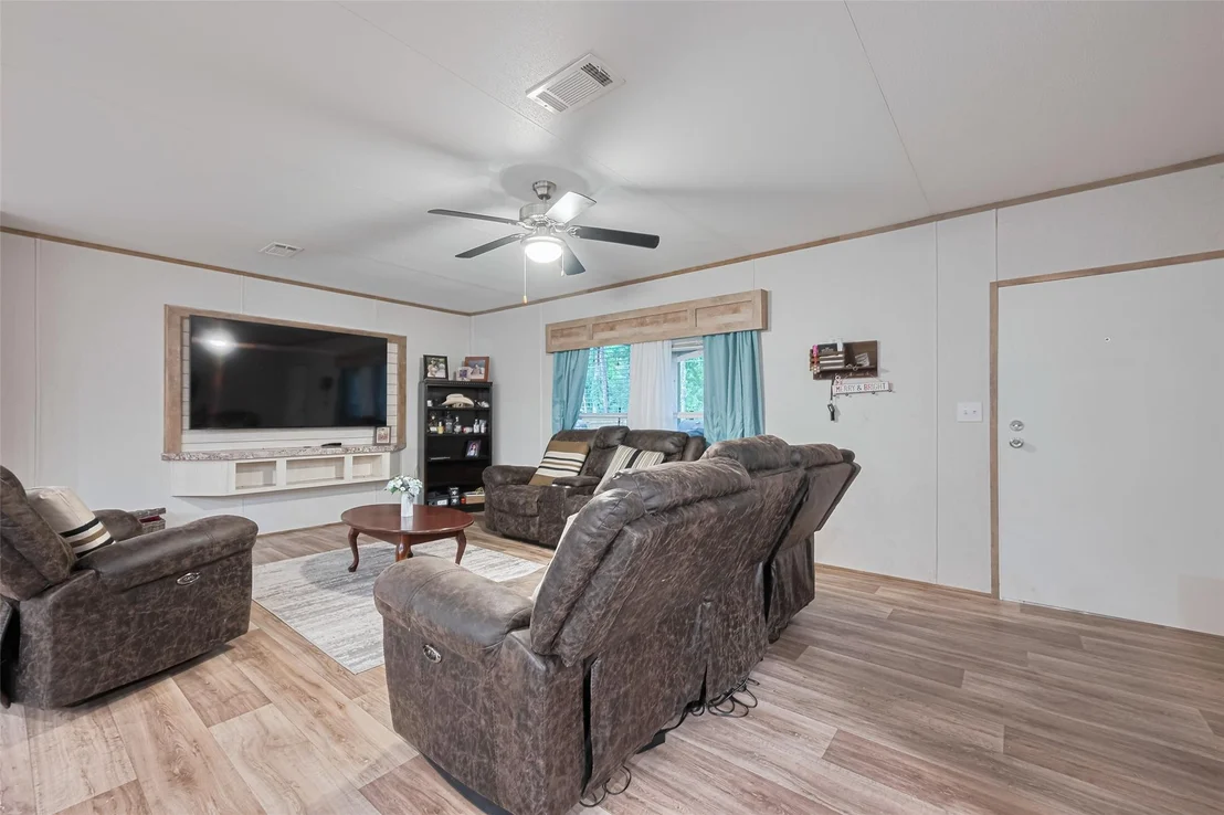 Photo of 101 County Road 3189b